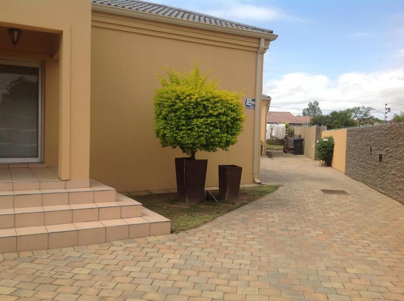 3 Bedroom Property for Sale in Southridge Park Eastern Cape